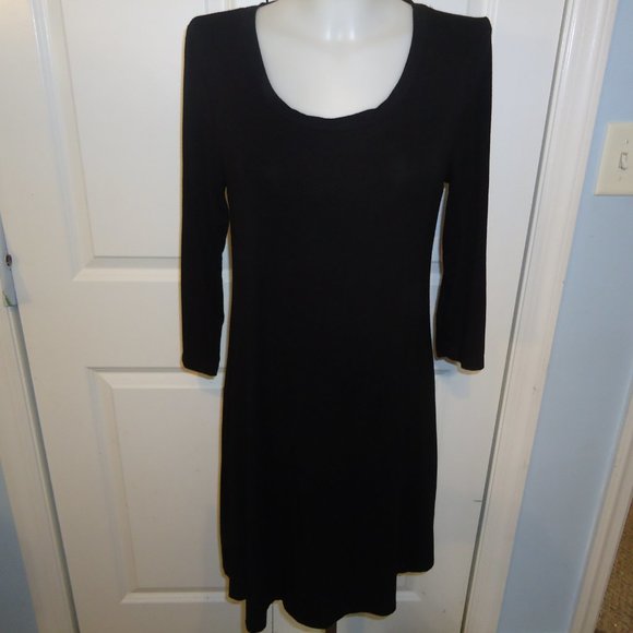 Cupio Dresses & Skirts - Little Black Dress Size M